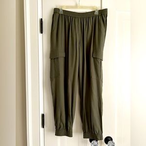 BCBG cargo joggers